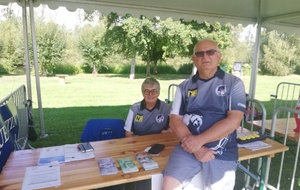 Nicole et François, en charge du stand SQTA