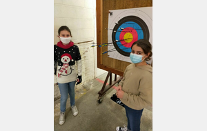 les minis archers et leurs flèches en cible.