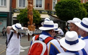 Saint Sébastien et ses porteurs.