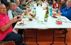 et chez les gaulois, tout se termine par un banquet.