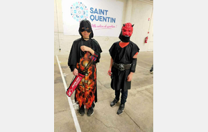 des jeunes qui ont joué le jeu.