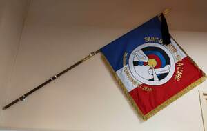 le drapeau du club règne désormais dans notre salle commune