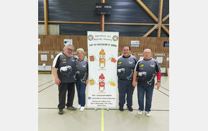 L'équipe au complet.